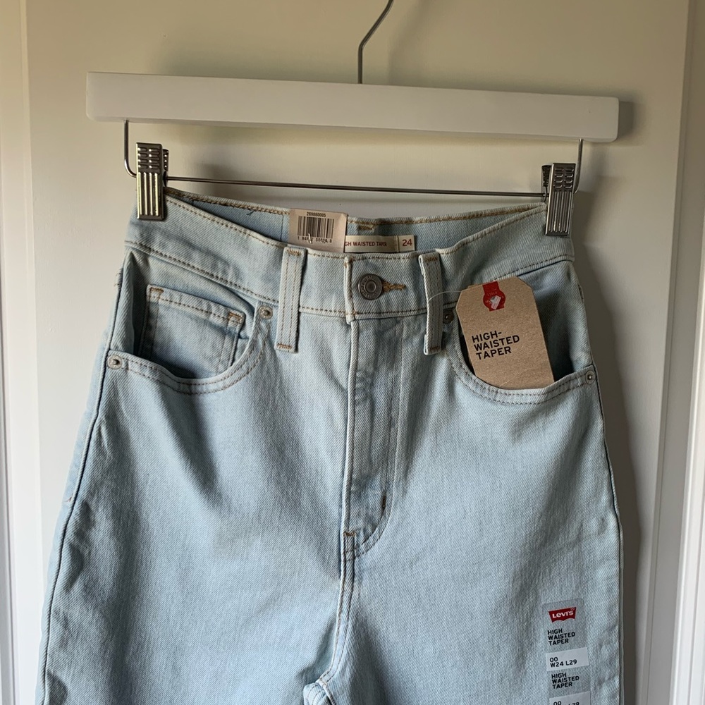 SALE! ⭐️ Levi’s High Waisted tapered leg jean light vintage - Picture 9 of 13